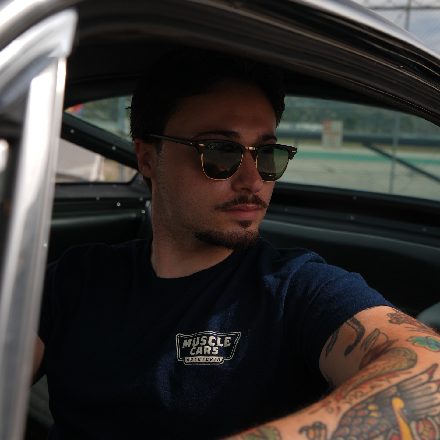Tshirt - Navy The Muscle