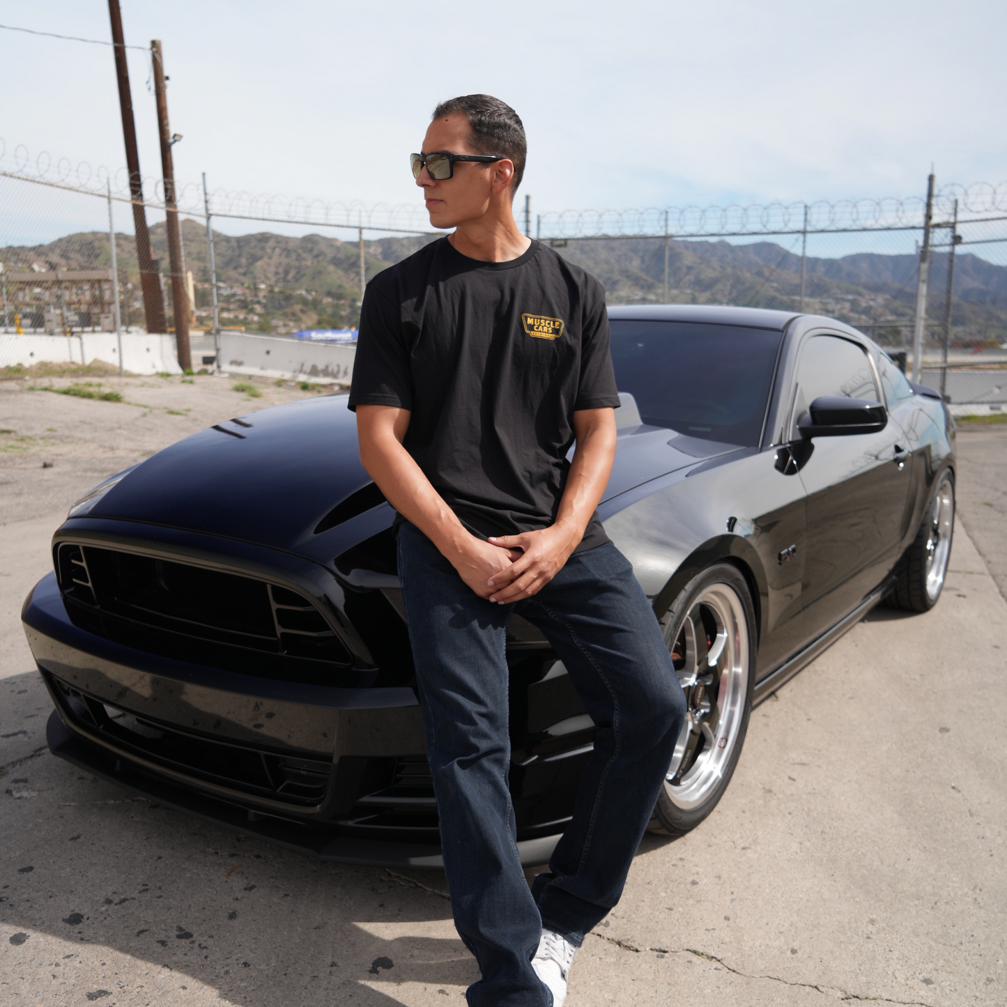 Tshirt - Black The Muscle