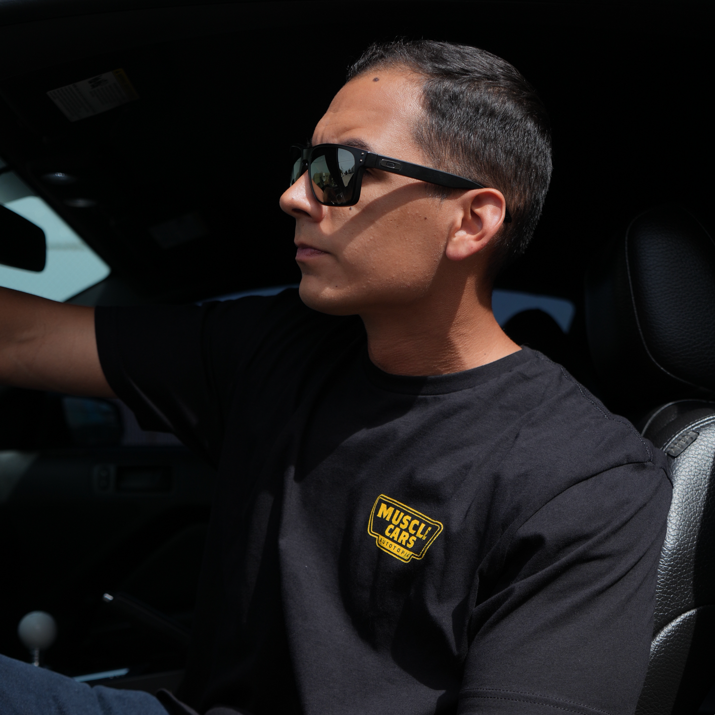Tshirt - Black The Muscle